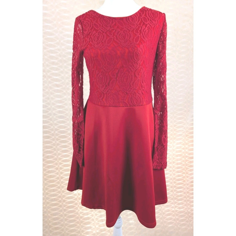 Glamorous Women's Red Lace Long Sleeve Skater Dress Size M